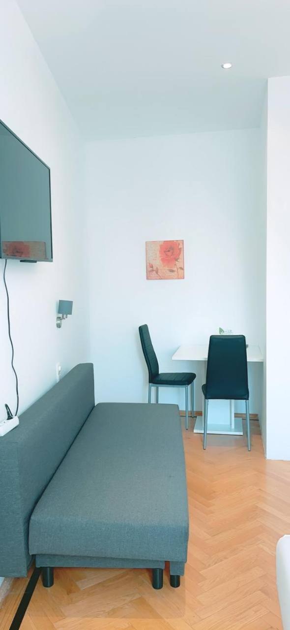 Deluxe In Keplerplatz Privatunterkunft Wien