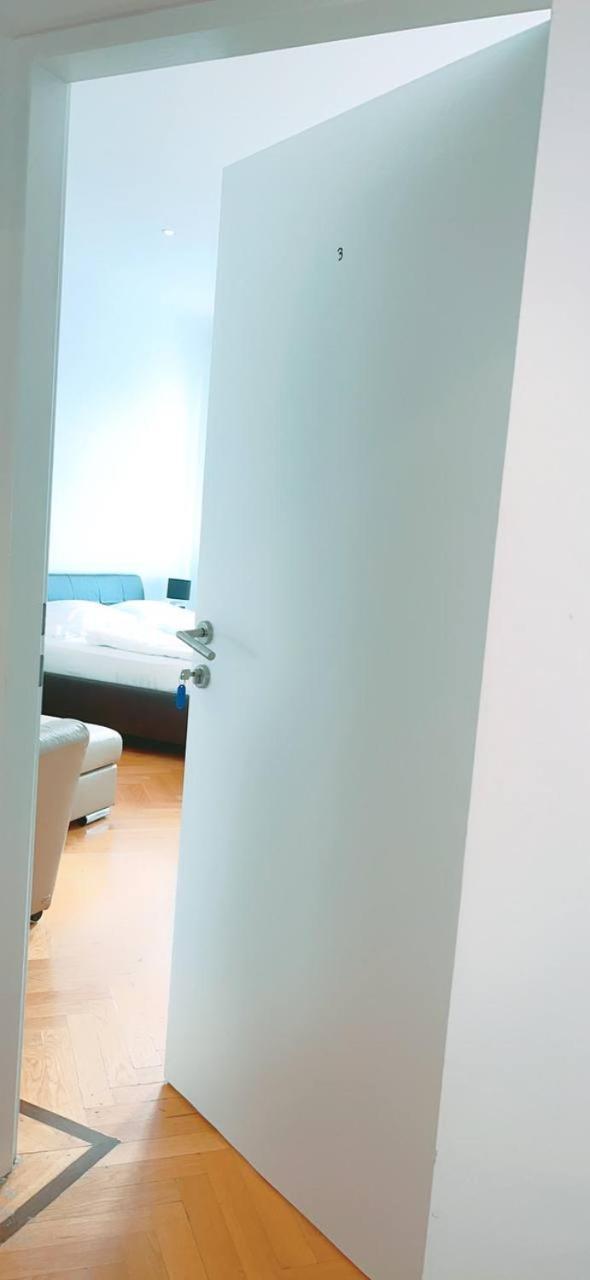 Privatunterkunft Deluxe In Keplerplatz *