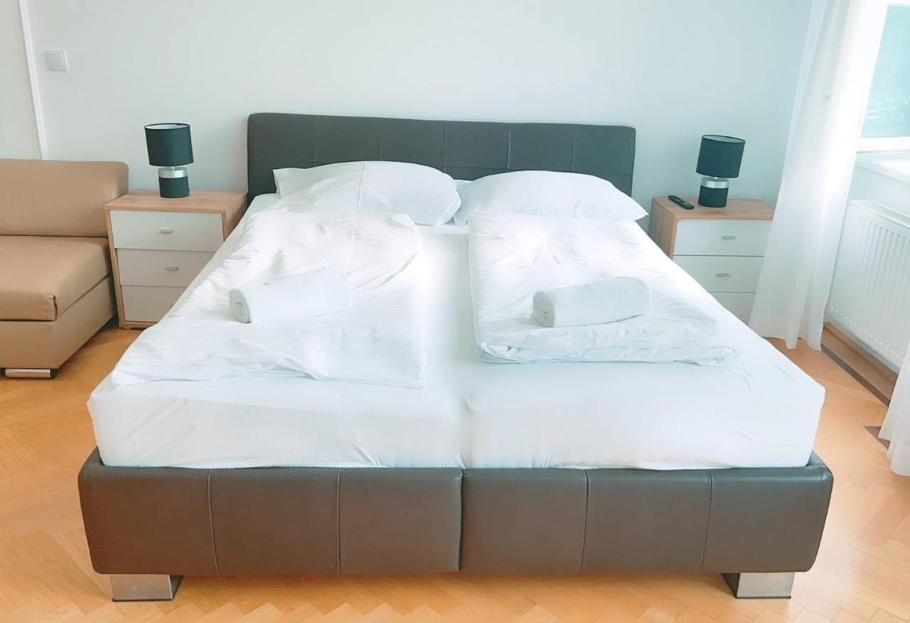Deluxe In Keplerplatz Privatunterkunft *