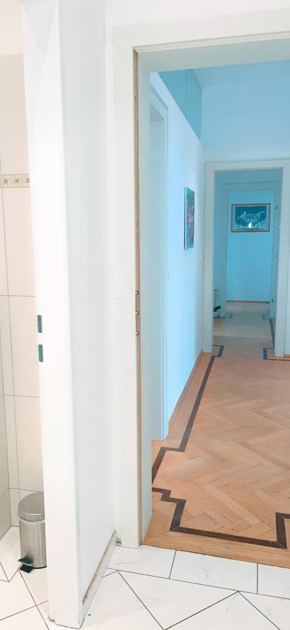 Privatunterkunft Deluxe In Keplerplatz *